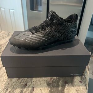 New Balance Black Men's Size 12 NWT Lacrosse Cleats burnxlb2